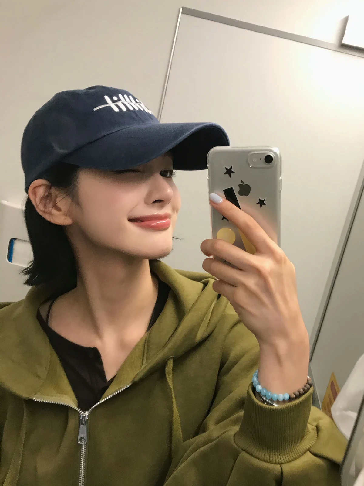 @yuuxeun 신유은 @yuuxeun