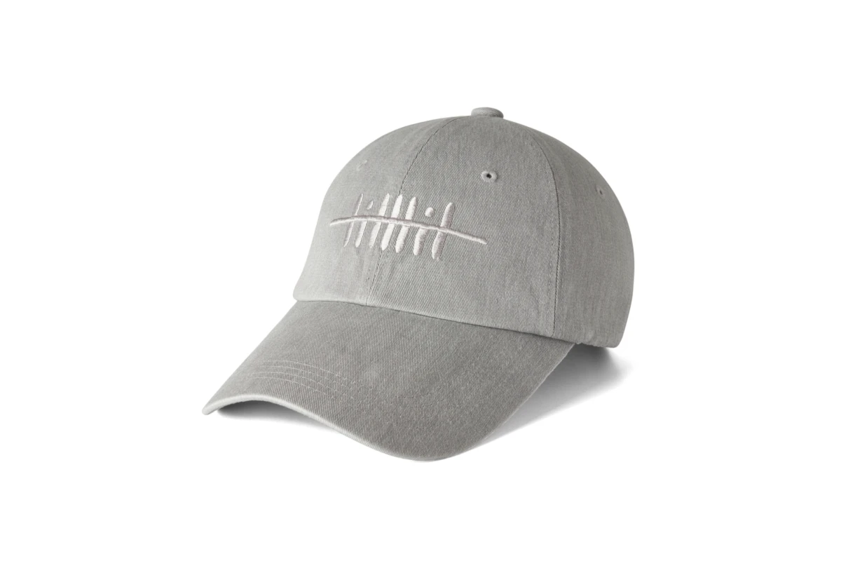 PATCH LIGHT GRAY BALL CAP